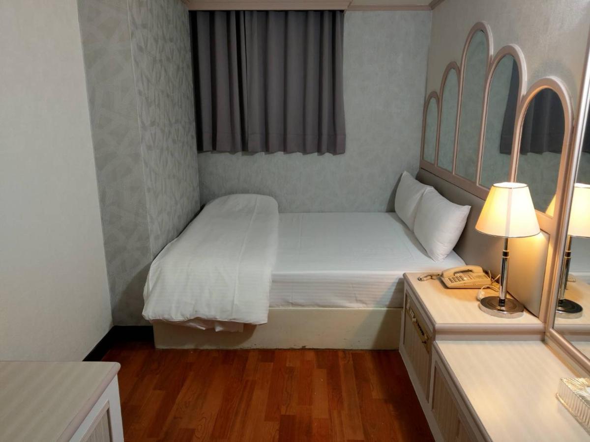 Chrysler Hotel Đài Bắc Ngoại thất bức ảnh